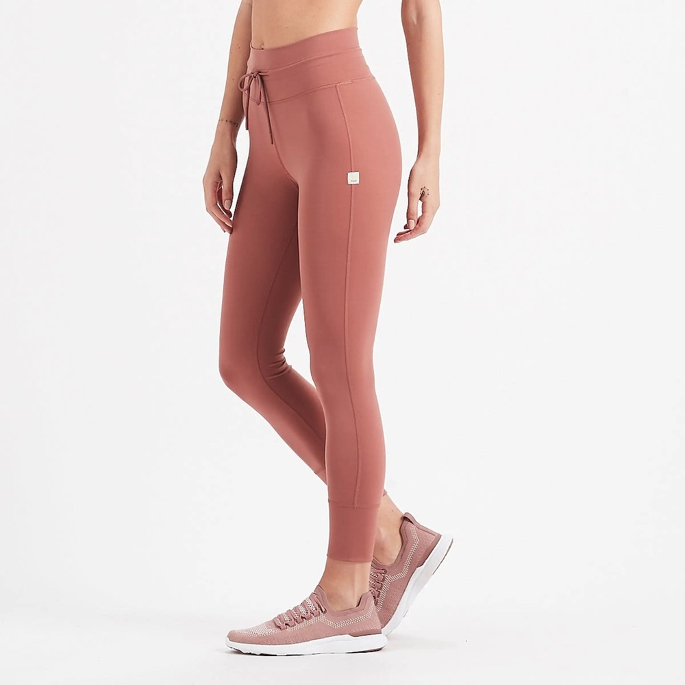 VUORI Daily Legging 7/8 Length Size Small in Rust SOLD OUT
